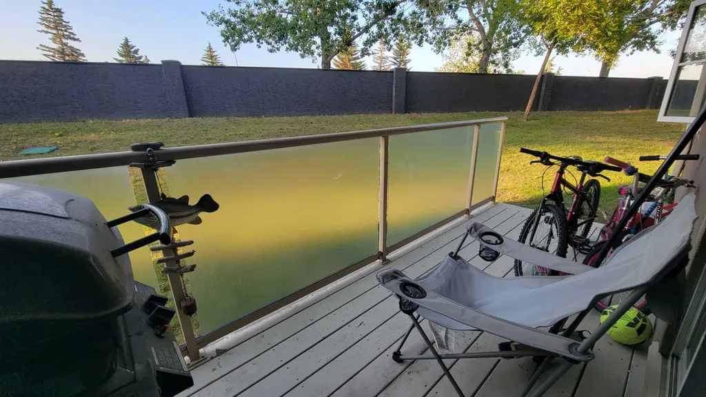 2013 Edenwold Heights NW Calgary AB T3A3Y2