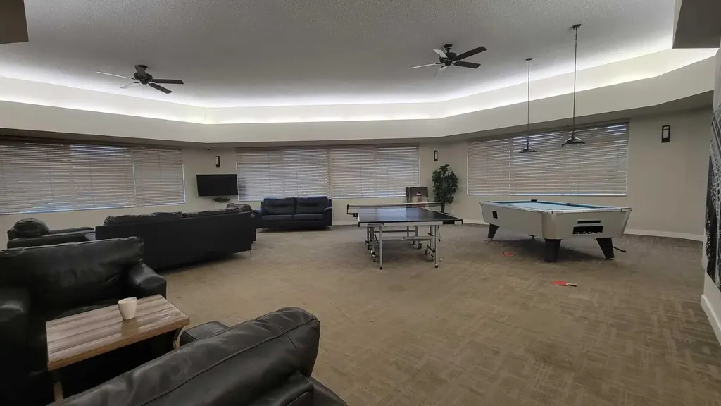 2013 Edenwold Heights NW Calgary AB T3A3Y2