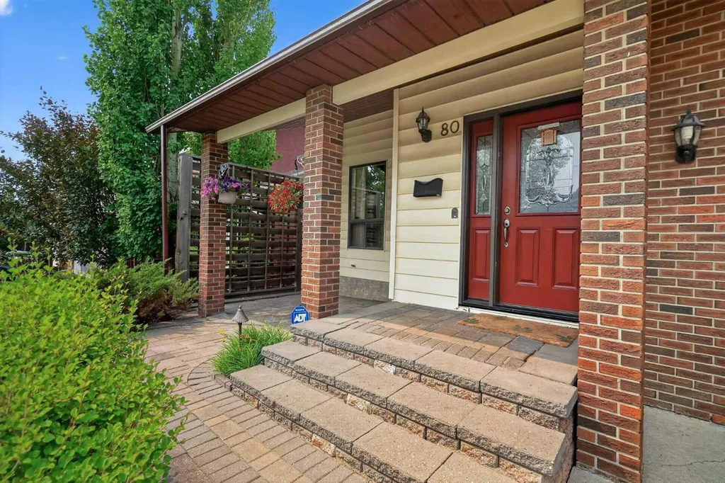 80 Hawkhill Way NW Calgary AB T3G 2V2