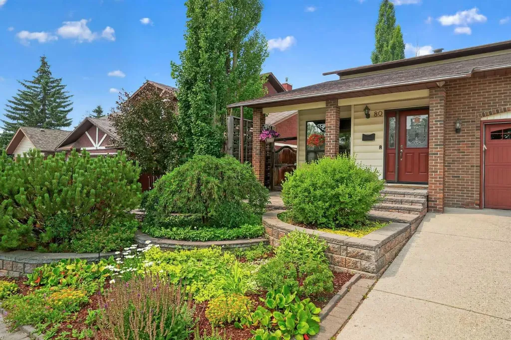 80 Hawkhill Way NW Calgary AB T3G 2V2