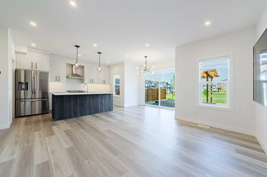 293 Carringsby Way NW Calgary AB T3P 1T6