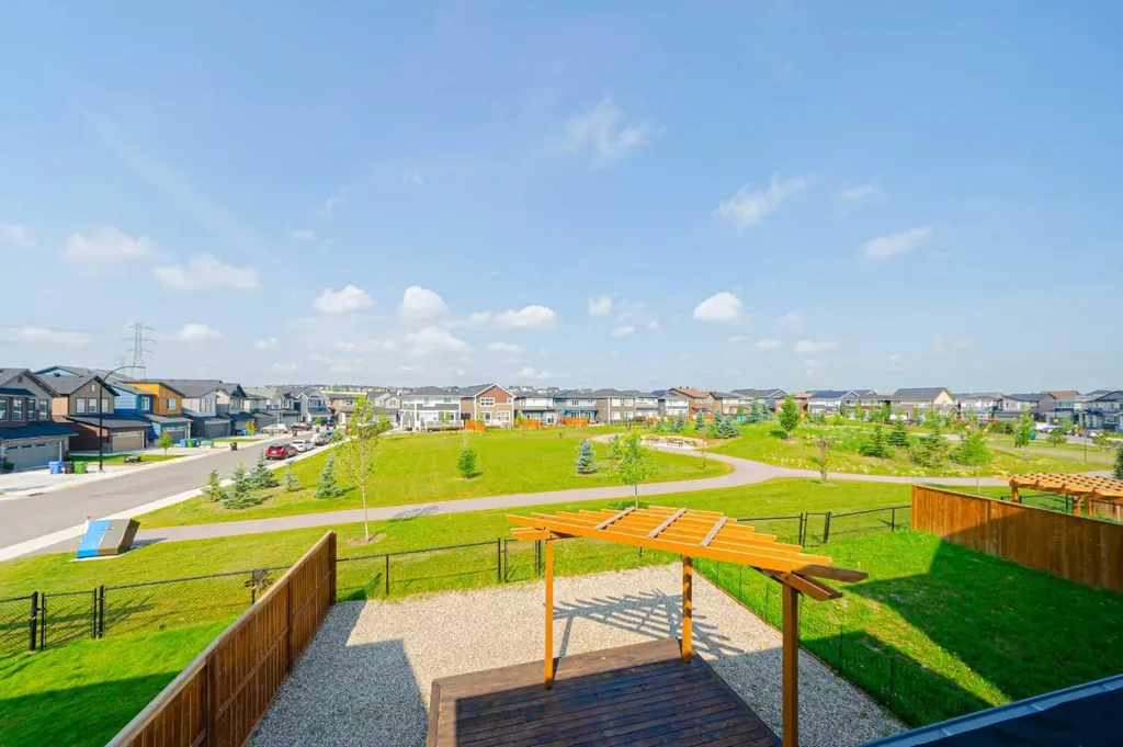 293 Carringsby Way NW Calgary AB T3P 1T6