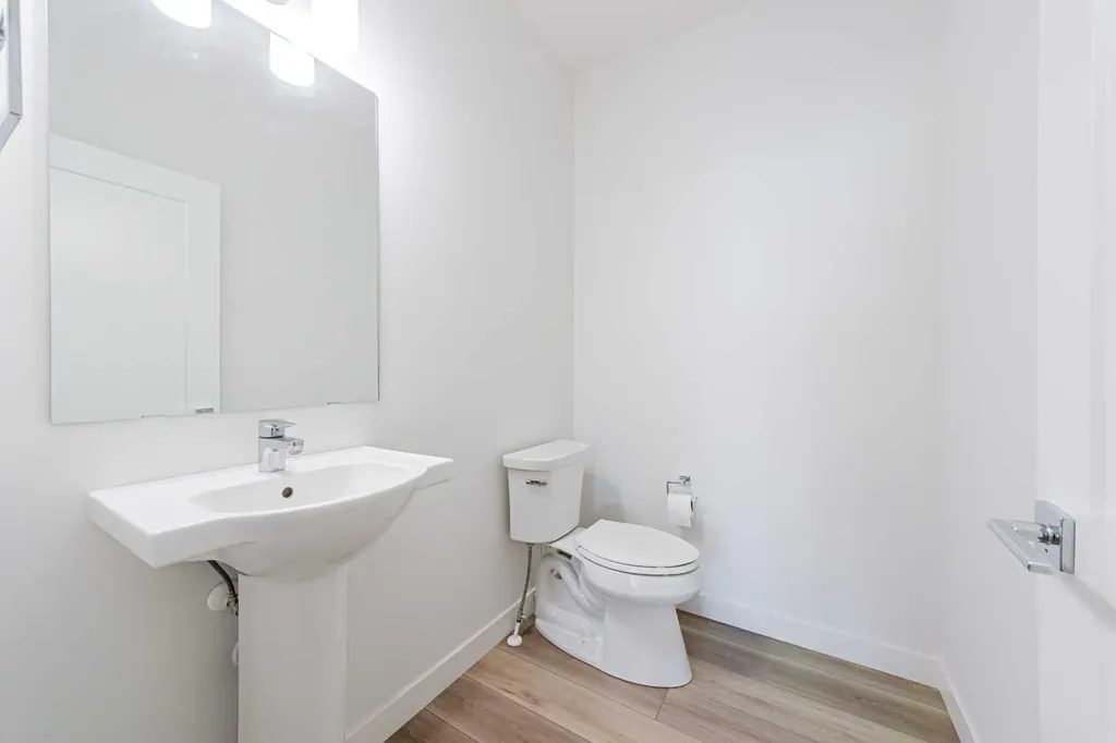 293 Carringsby Way NW Calgary AB T3P 1T6