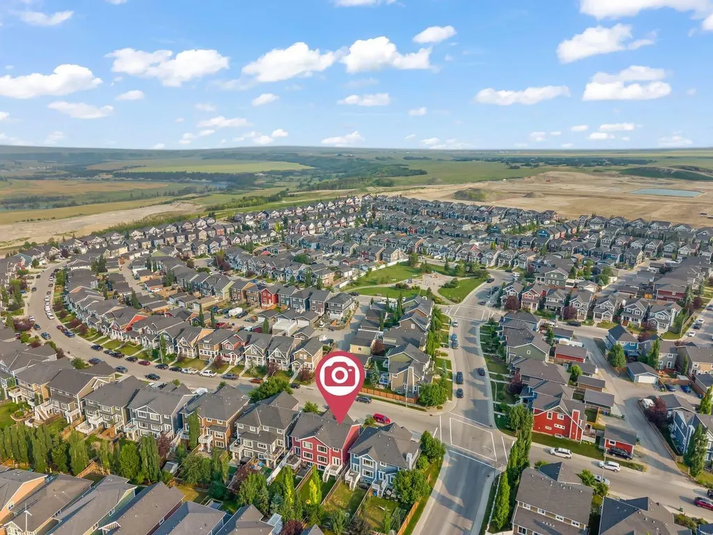 790 River Heights Crescent Cochrane AB T4C 0J4