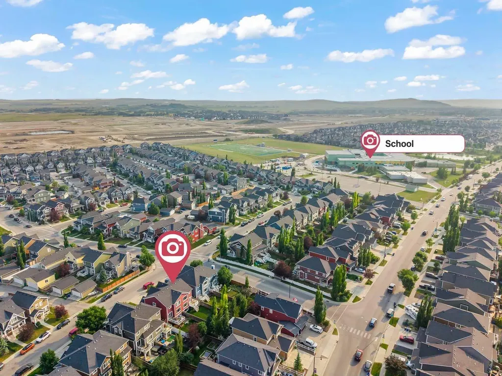 790 River Heights Crescent Cochrane AB T4C 0J4
