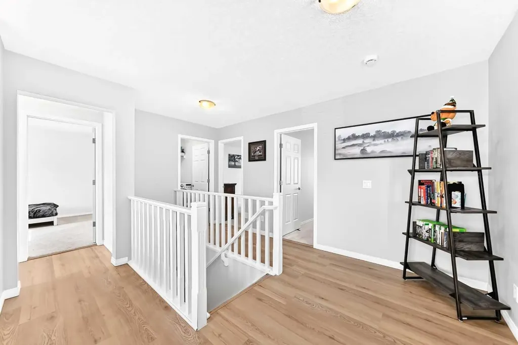 141 Shoreline Vista Chestermere AB T1X 0T3