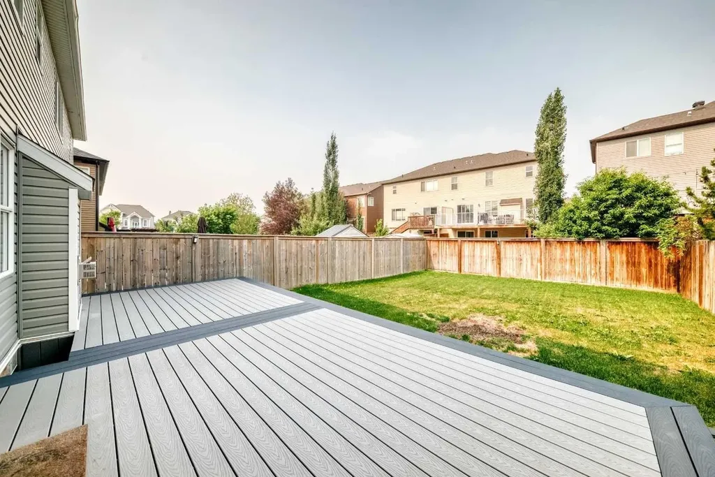 141 Shoreline Vista Chestermere AB T1X 0T3