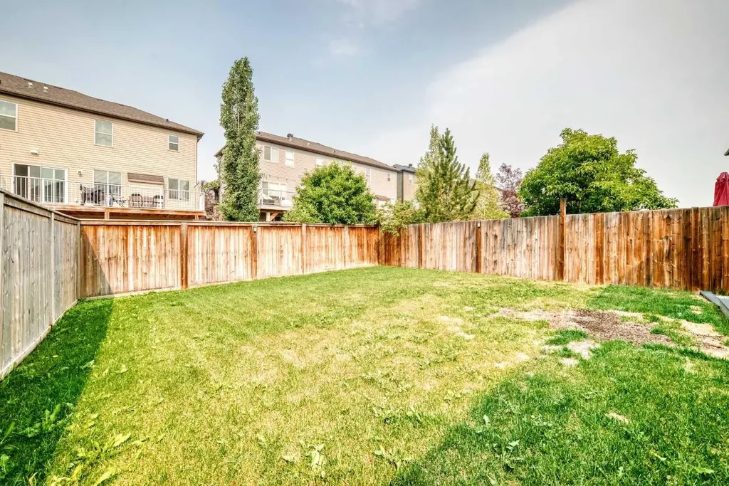 141 Shoreline Vista Chestermere AB T1X 0T3