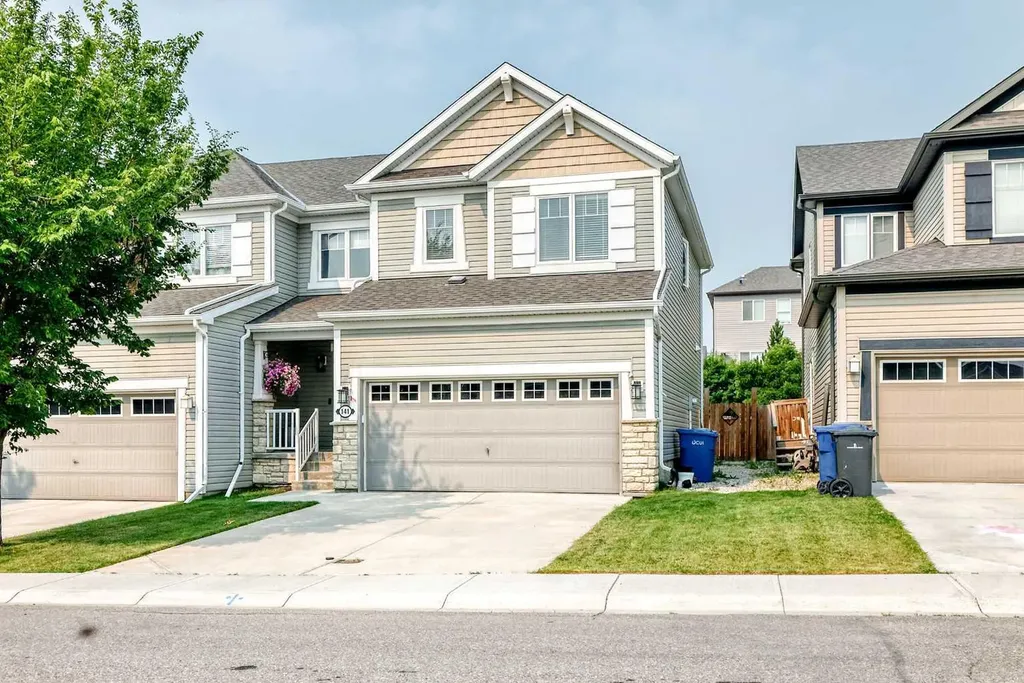 141 Shoreline Vista Chestermere AB T1X 0T3