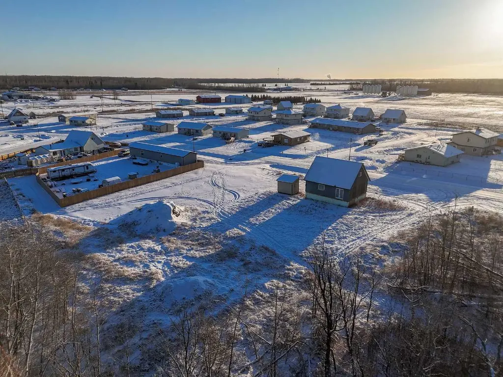 4714 43 Avenue Fort Vermilion AB T0H 1N0