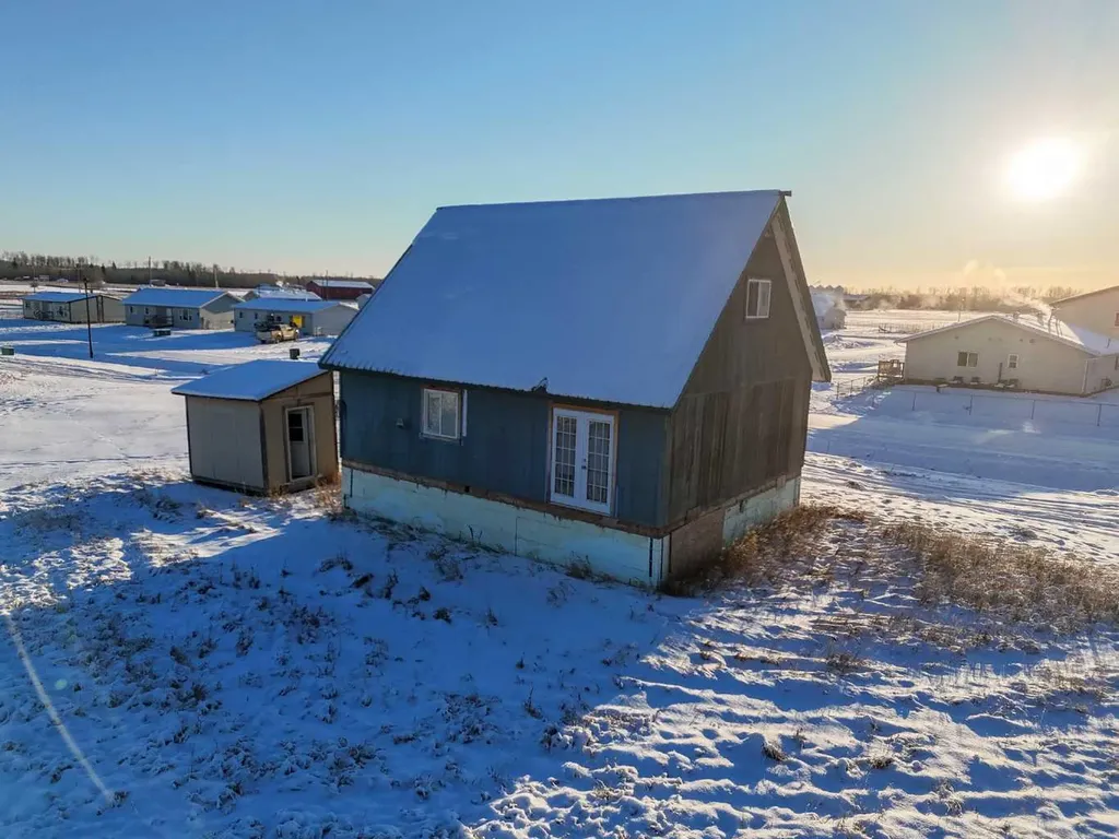 4714 43 Avenue Fort Vermilion AB T0H 1N0
