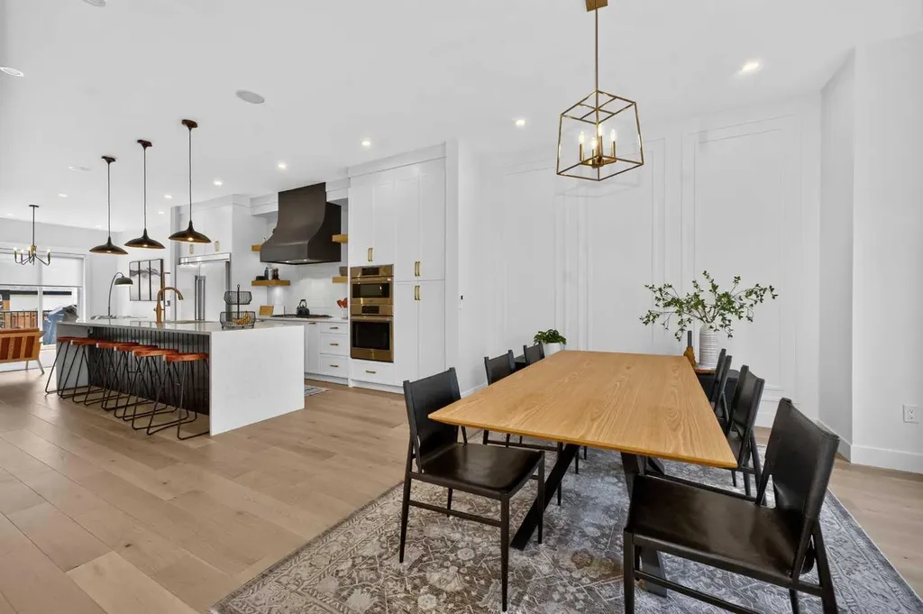 2430 26 Street SW Calgary AB T3E2A7