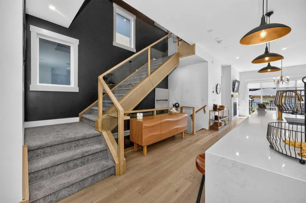 2430 26 Street SW Calgary AB T3E2A7