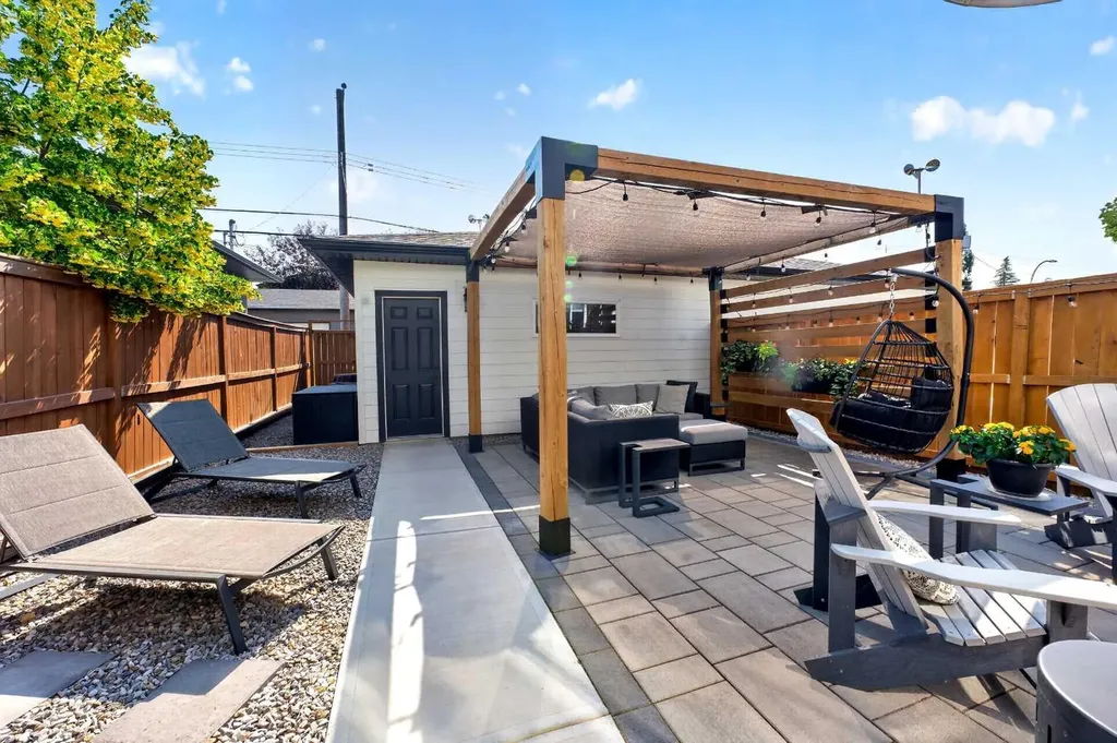 2430 26 Street SW Calgary AB T3E2A7