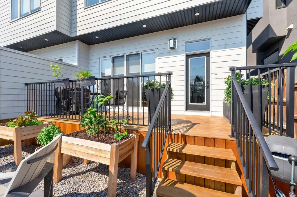 2430 26 Street SW Calgary AB T3E2A7