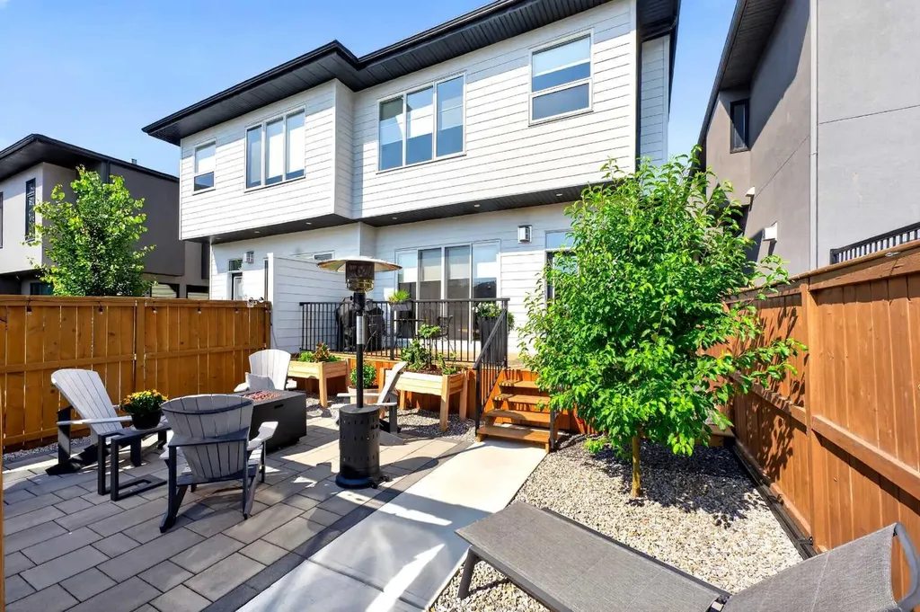 2430 26 Street SW Calgary AB T3E2A7