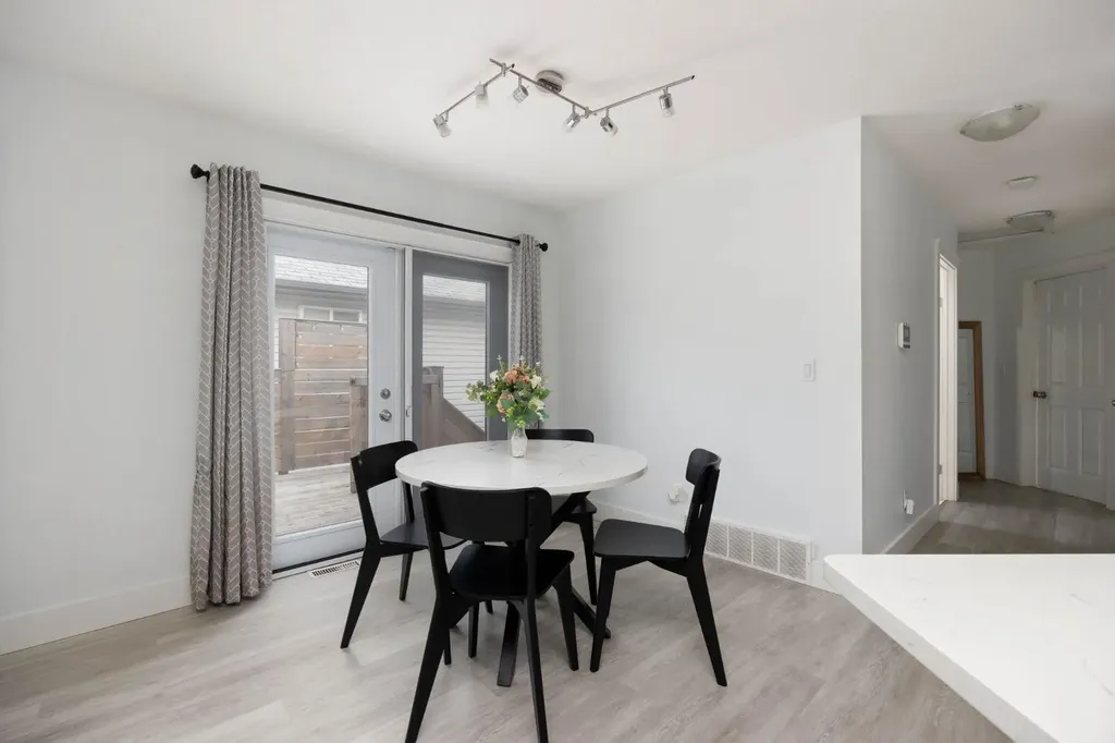 136 Parry Crescent Fort Mcmurray AB t9k 0a4