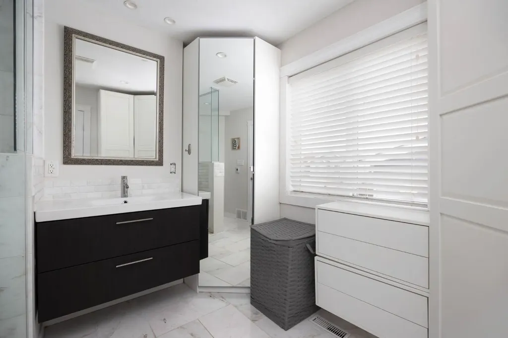 136 Parry Crescent Fort Mcmurray AB t9k 0a4