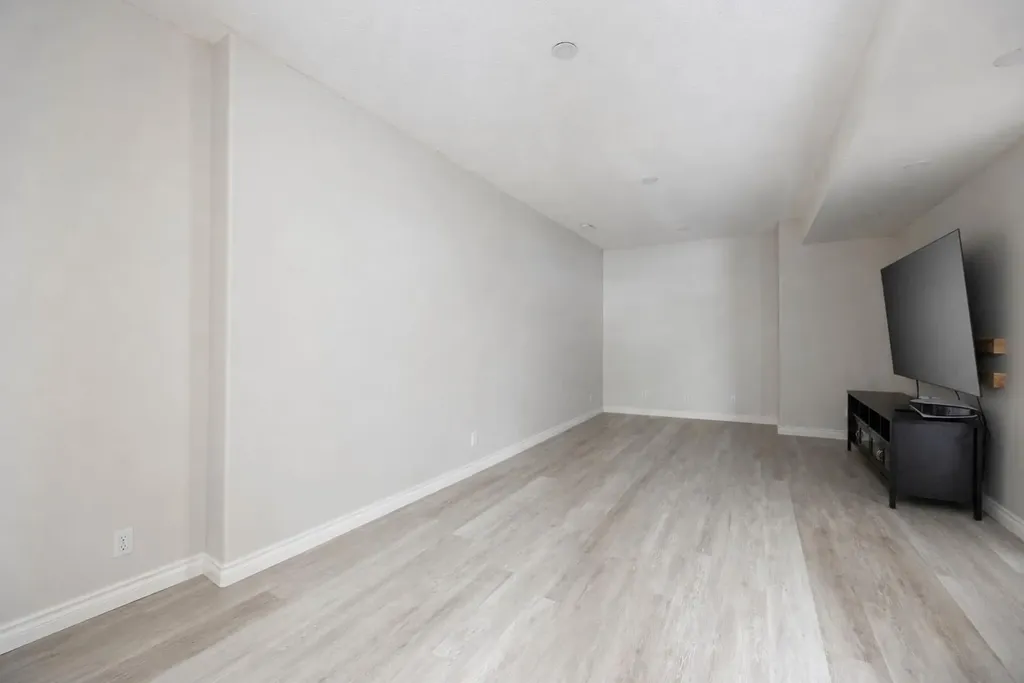 136 Parry Crescent Fort Mcmurray AB t9k 0a4