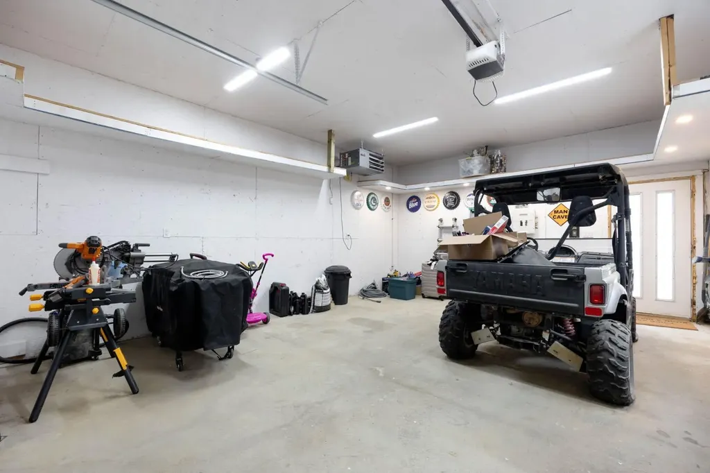136 Parry Crescent Fort Mcmurray AB t9k 0a4