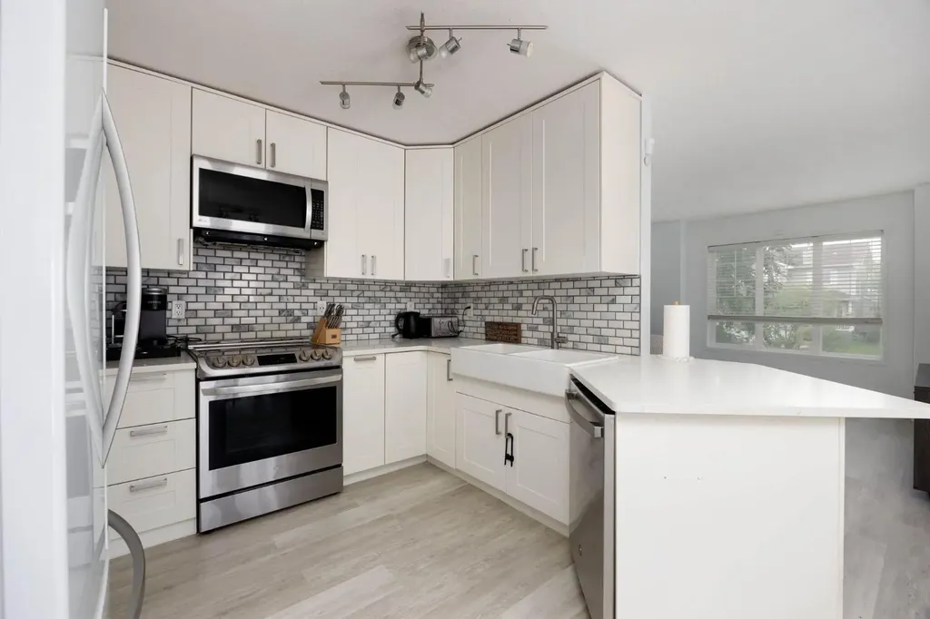 136 Parry Crescent Fort Mcmurray AB t9k 0a4