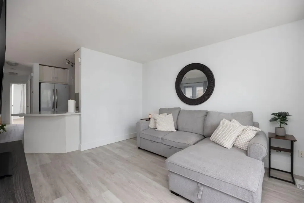 136 Parry Crescent Fort Mcmurray AB t9k 0a4