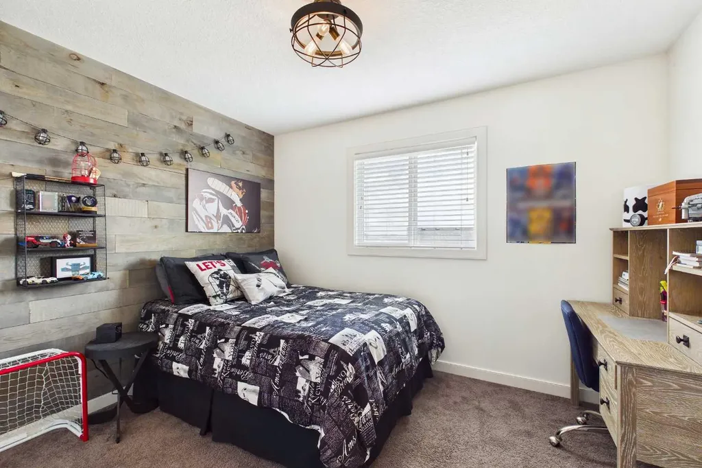 25 Evansglen Mews NW Calgary AB T3P 0P1