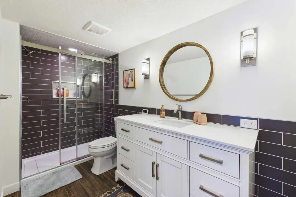 25 Evansglen Mews NW Calgary AB T3P 0P1