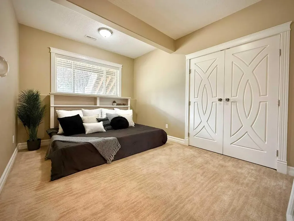 4612 94 Street Wedgewood AB T8V3Y1