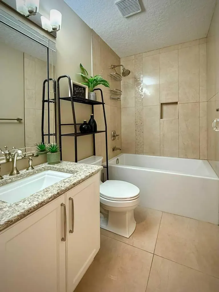 4612 94 Street Wedgewood AB T8V3Y1