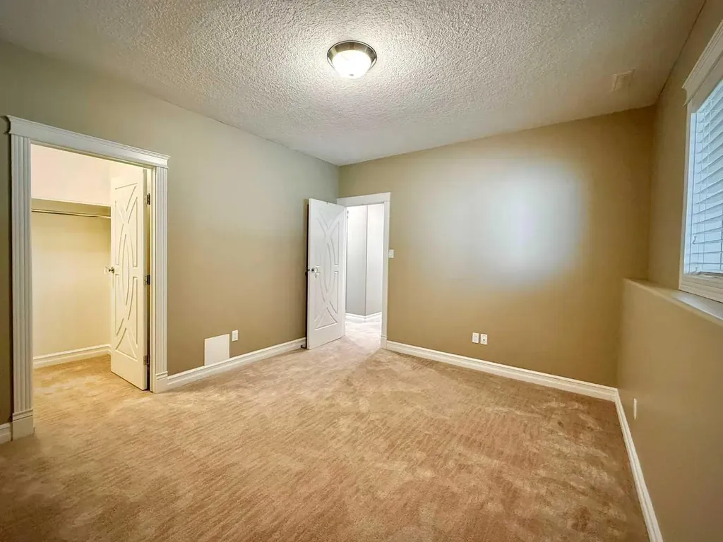 4612 94 Street Wedgewood AB T8V3Y1