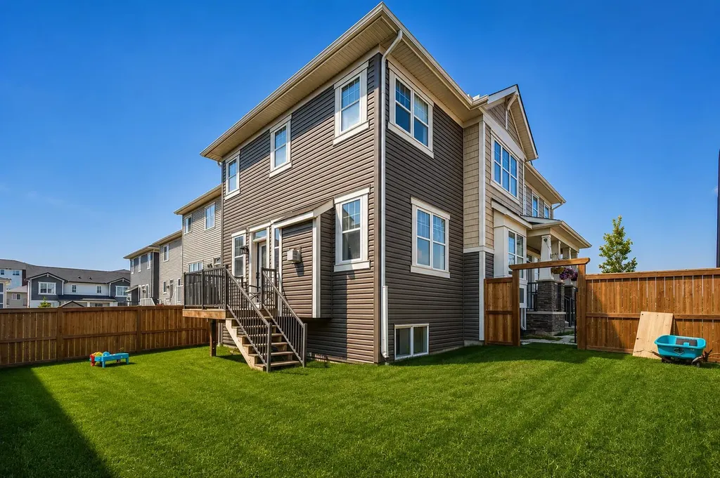 63 Carrington Manor NW Calgary AB T3P 1N4