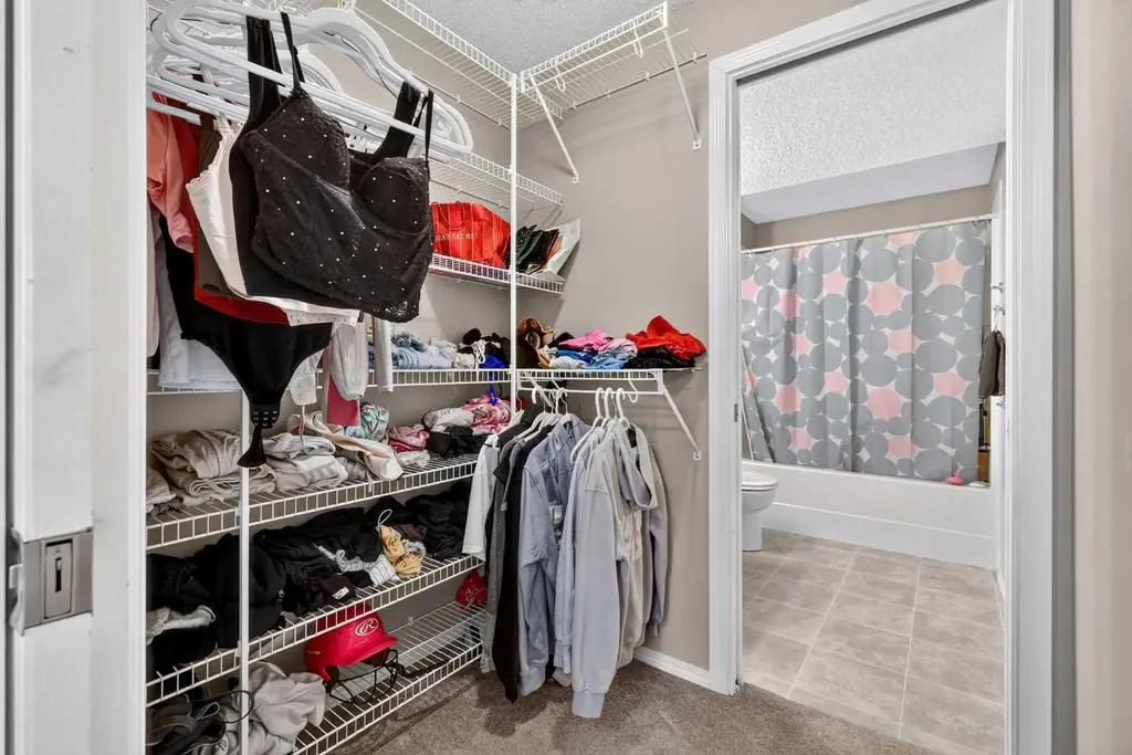 261 Panamount Hill NW Calgary AB T3K 5M3
