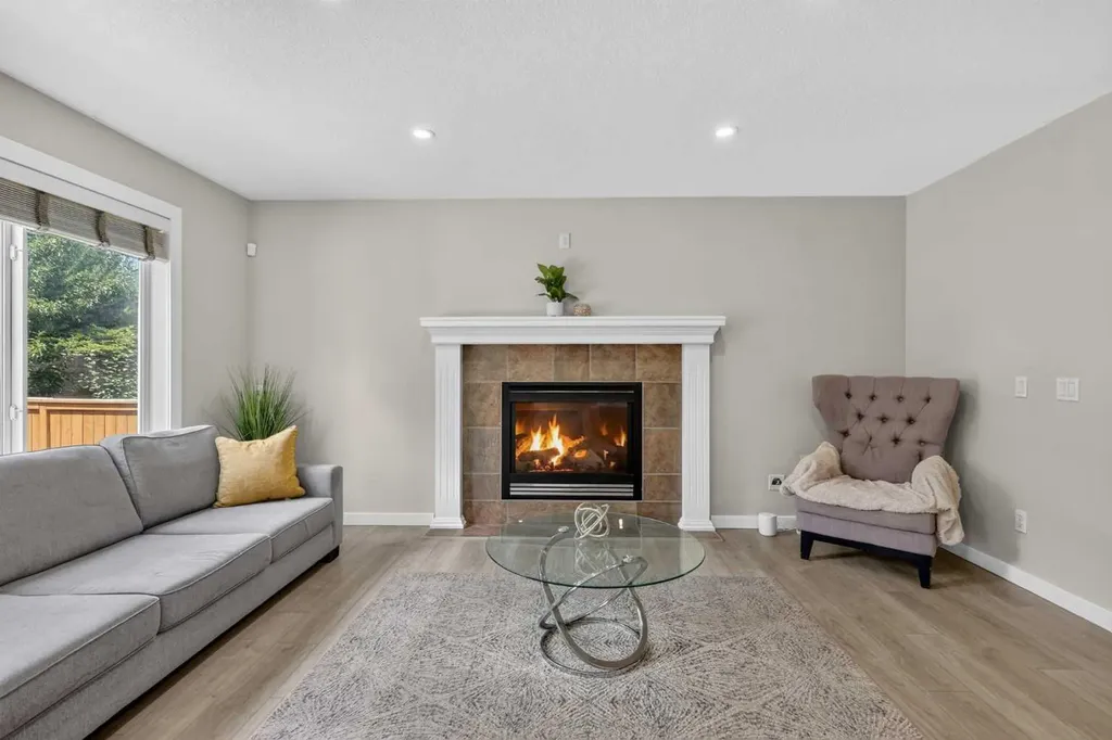 261 Panamount Hill NW Calgary AB T3K 5M3