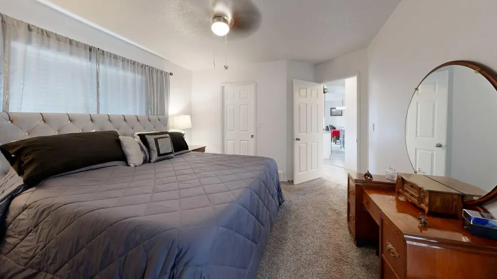 27 Patterson Place Whitecourt AB T7S 1W5