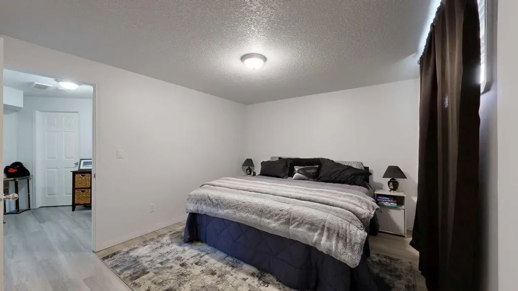 27 Patterson Place Whitecourt AB T7S 1W5