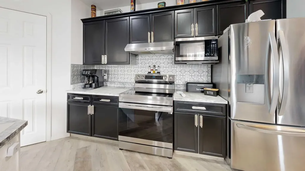 27 Patterson Place Whitecourt AB T7S 1W5