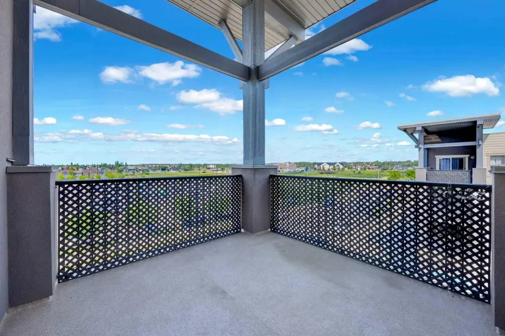 403 Mackenzie Way SW Airdrie AB T4B 3V7