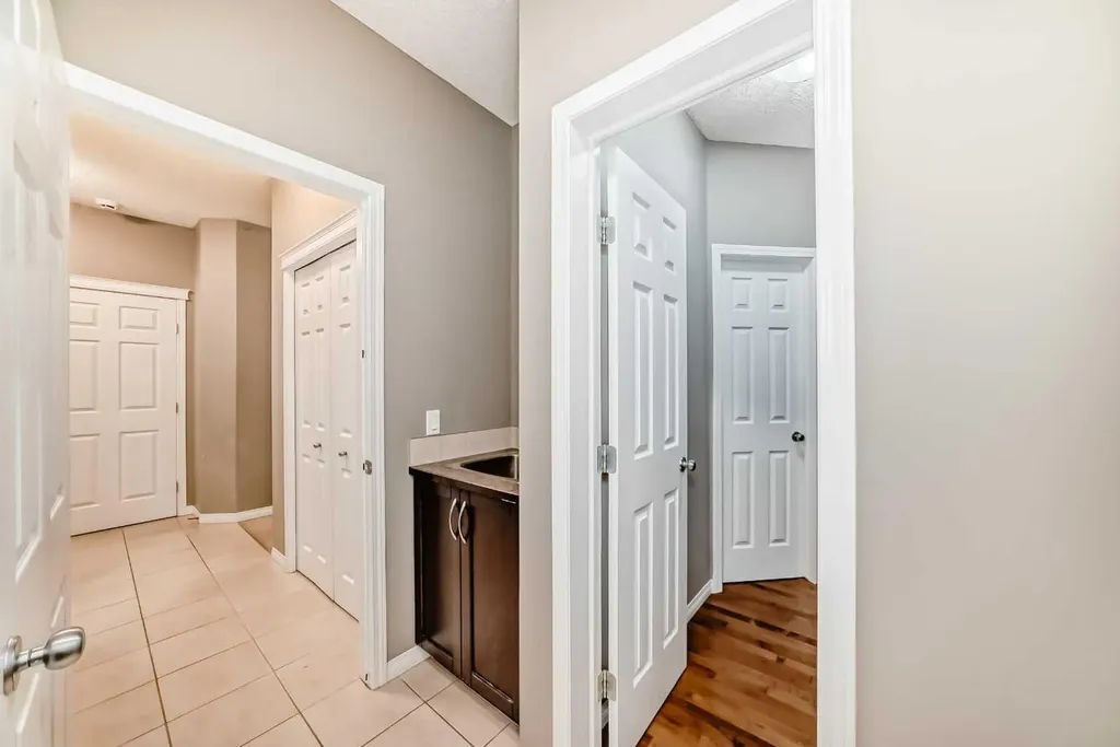 2092 Reunion Boulevard NW Airdrie AB T4B 0J2