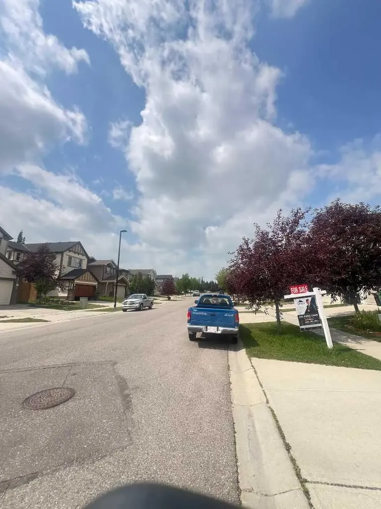 2092 Reunion Boulevard NW Airdrie AB T4B 0J2