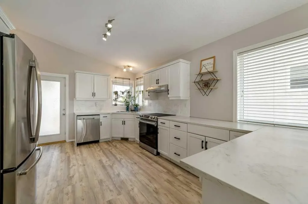 215 Grand River Boulevard W Lethbridge AB T1K 8C5