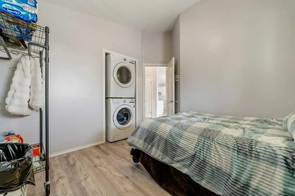 215 Grand River Boulevard W Lethbridge AB T1K 8C5
