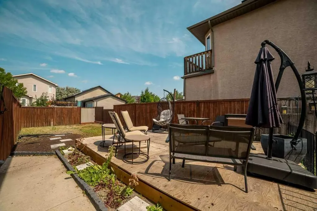 215 Grand River Boulevard W Lethbridge AB T1K 8C5