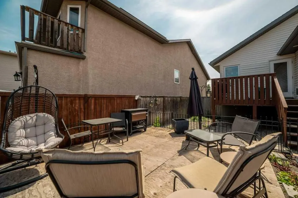 215 Grand River Boulevard W Lethbridge AB T1K 8C5