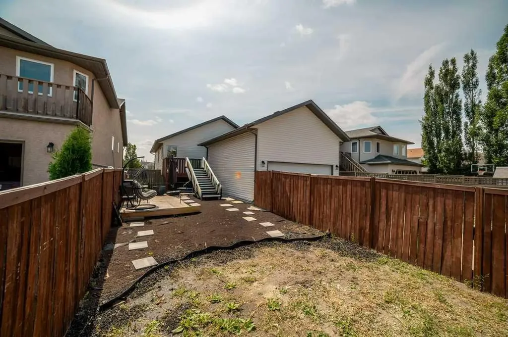 215 Grand River Boulevard W Lethbridge AB T1K 8C5