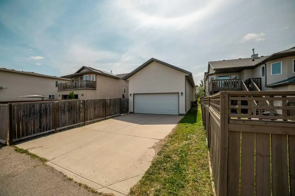 215 Grand River Boulevard W Lethbridge AB T1K 8C5