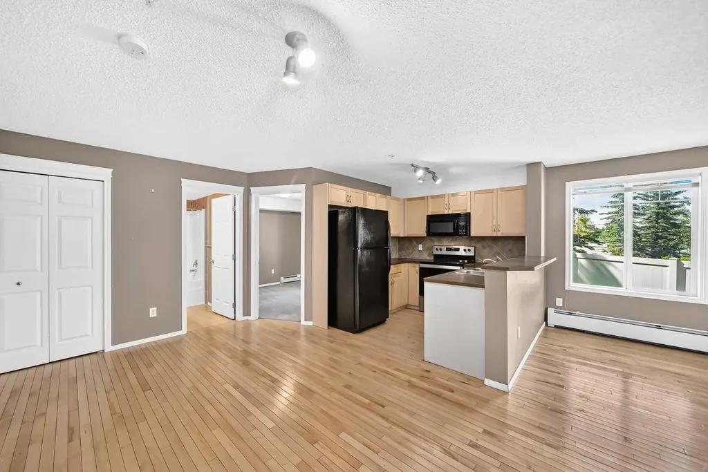 70 Panamount Drive NW Calgary AB T3K 5Z1
