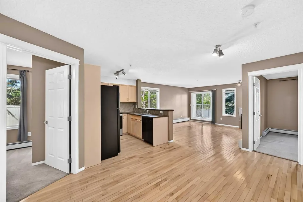 70 Panamount Drive NW Calgary AB T3K 5Z1
