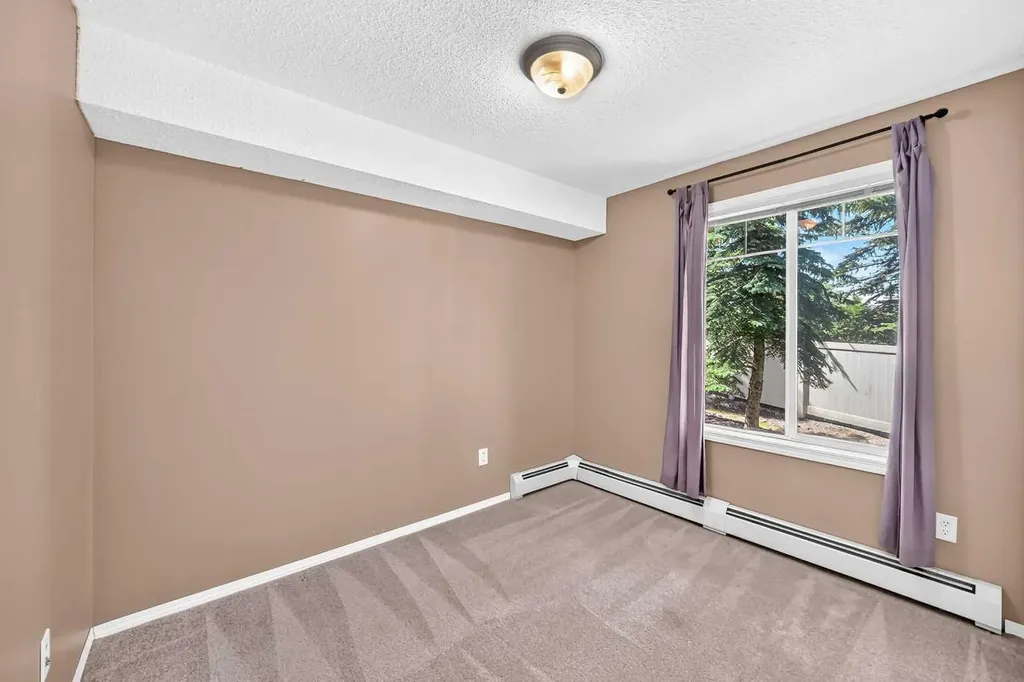 70 Panamount Drive NW Calgary AB T3K 5Z1