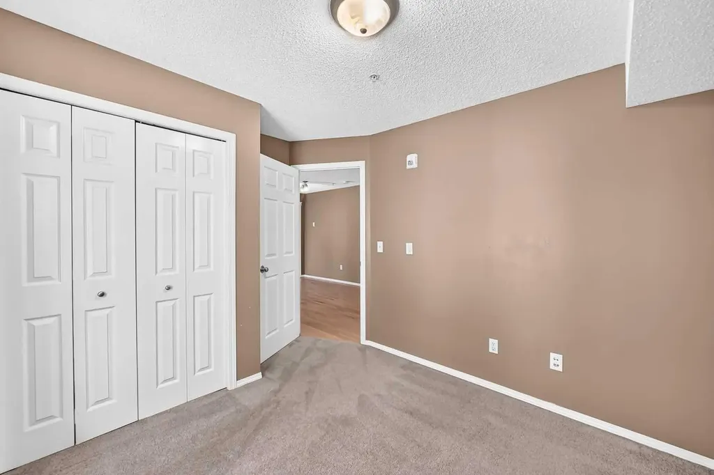 70 Panamount Drive NW Calgary AB T3K 5Z1
